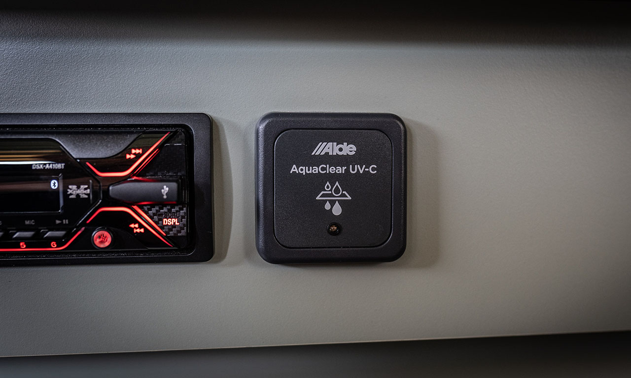 Interior 6